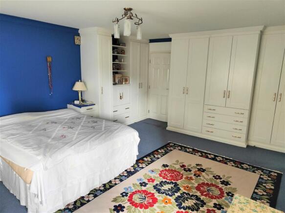 room1.jpg