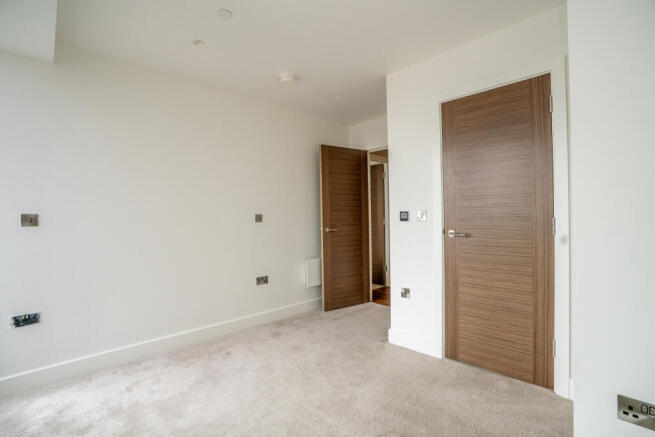 2 bed Apartment for sale Image 12