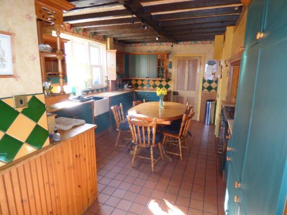 Kitchen 1
