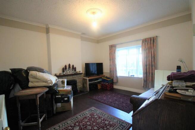 Living Room.jpg