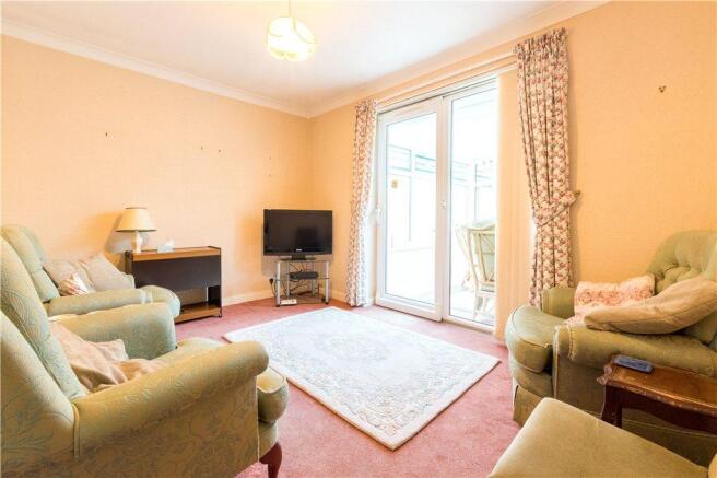 Lounge/Bedroom 4