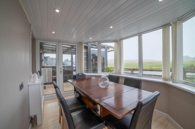 Conservatory / Dining Room