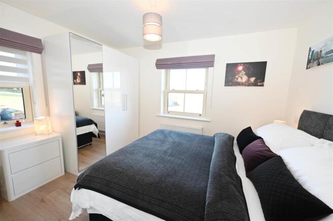 3 bed Detached for sale Image 12