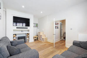 Flat 5, 49 51, High Street, Sittingbourne ME10 4AW