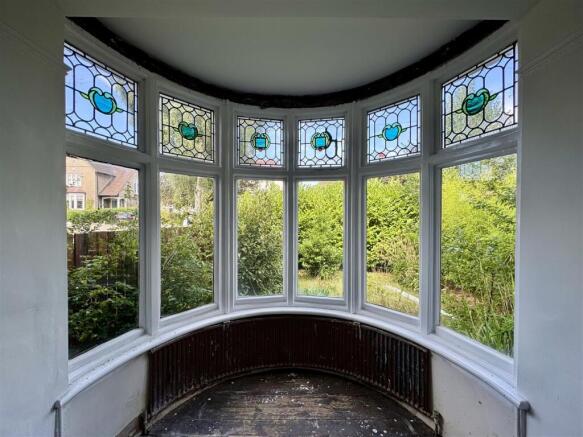 4 bed Semi-Detached for sale Image 6