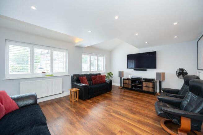 House in Horsham, North Horsham - View 3