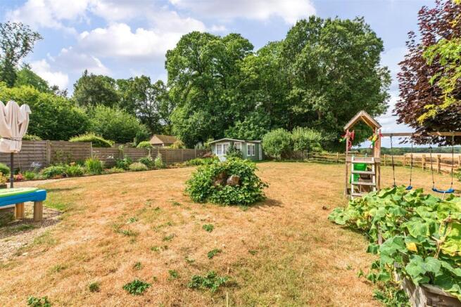 Charmwood Lane, Orpington, Kent photo 4