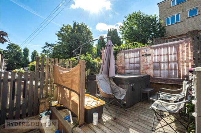 3 bed Semi-Detached for sale Image 12