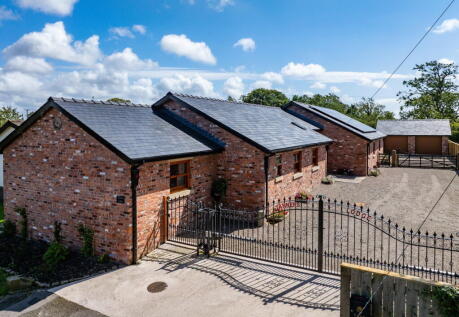 Tanners Lodge, Green Lane, Catforth, Preston, PR4 0HT