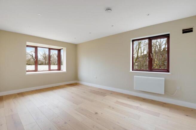 10-0522JHPropWpen - 44 Ashurst Close - 22.jpg