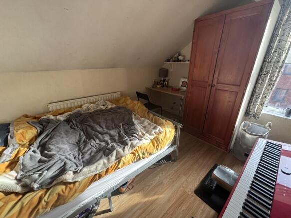 5 bed End of Terrace to rent Image 7