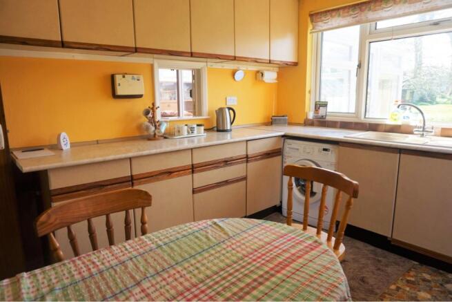 Kitchen / Breakfast