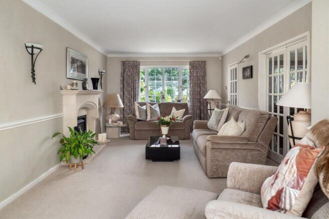 Legh Road, Adlington, SK10 photo 4