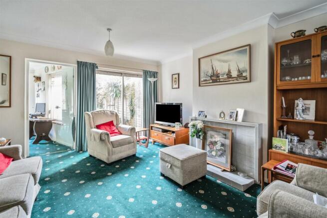 11 Whateley Hall Close-1_lo.jpg