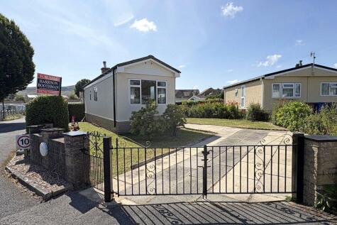 1 The Crescent, Overdale Park, Skipton, BD23 6XA