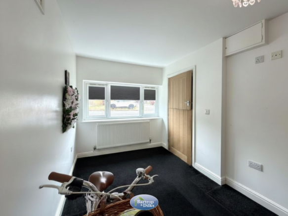 3 bed Detached for sale Image 5