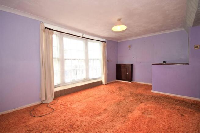 SITT ROOM.JPG