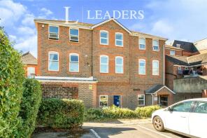 4, Connaught House, Osborn Road South, Fareham PO16 7DD