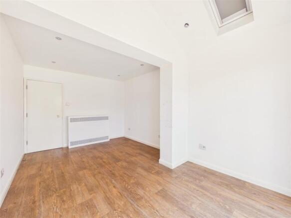 2 bed Detached Bungalow for sale Image 6