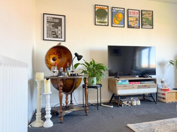 2 bed Apartment for sale Image 5