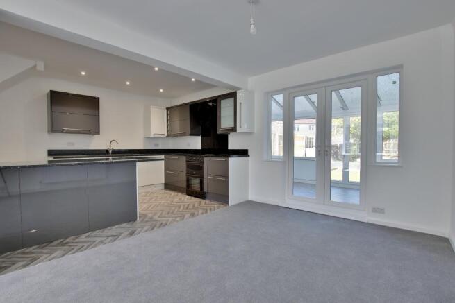 KITCHEN/LIVING AREA
