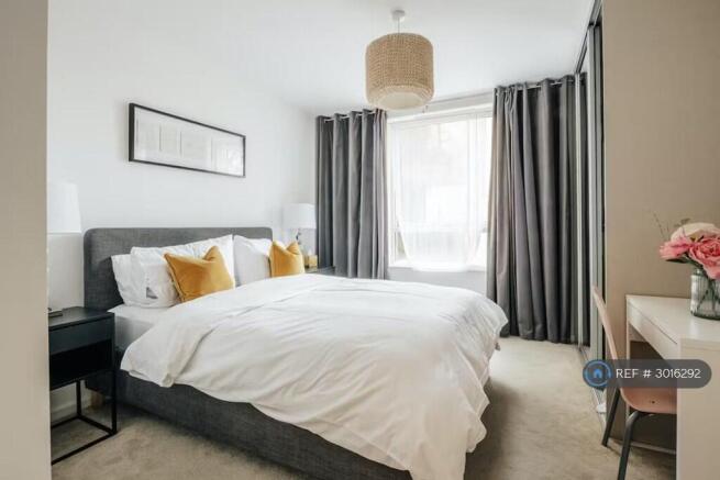 King Sized Bedroom