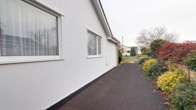 Driveway.jpg
