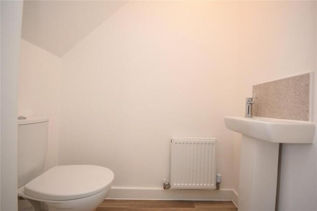 3 bed Semi-Detached to rent Image 11