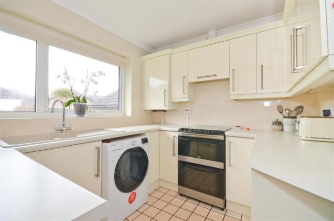 Kitchen.JPG