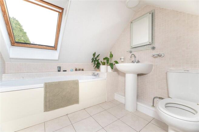 2 bed Detached for sale Image 10