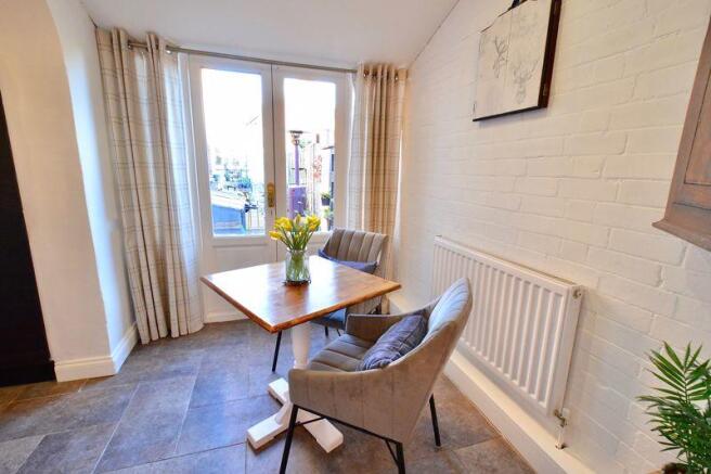 Breakfast Room