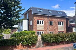 Flat 4, 41 Campbell Court, Winchester Road, Shortlands, Bromley BR2 0PZ