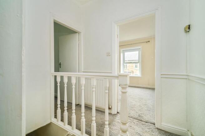 2 bed Terraced for sale Image 8
