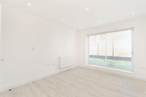 Flat 4, 2d, Kings Road, Wimbledon SW19 8QN