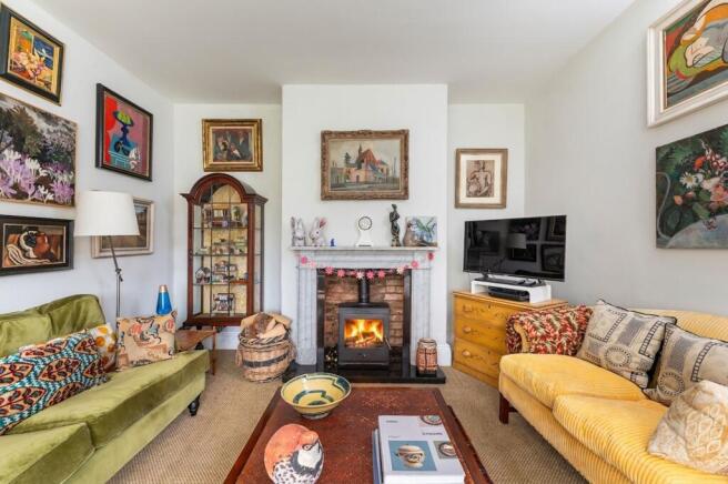 4 bed Detached for sale Image 8