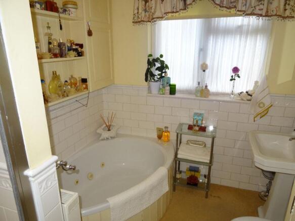 Photo 10