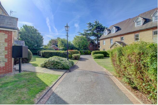 Yopa - Rainsford Road, CM1  (4)