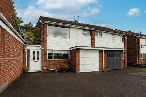 Reindeer Road, Fazeley, B78