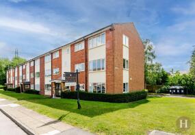 9, Arosa Drive, Birmingham B17 0SB