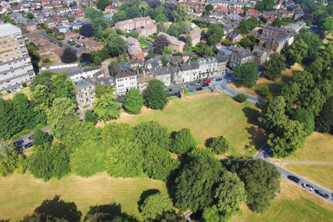 3 bed Flat to rent Image 4