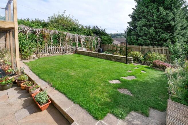 2 bed Semi-Detached for sale Image 3