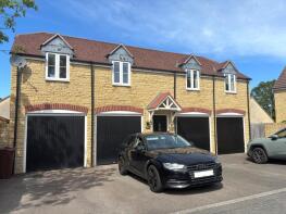 33, Tiger Moth Close, Brockworth, Gloucester GL3 4UJ