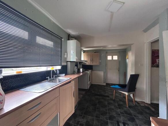 Buttershaw Drive, Buttershaw, Bradford, BD6 photo 4