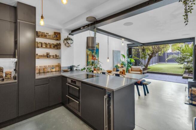 Barclay Road, London, E17 – pohled 5