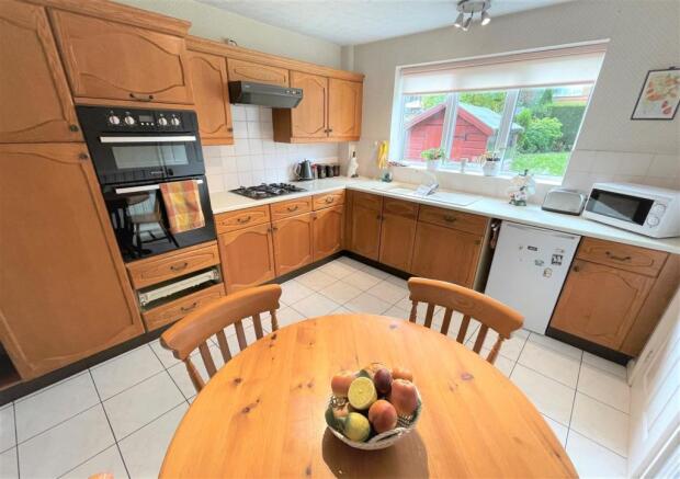 BREAKFAST KITCHEN