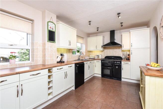 Kitchen/Dining