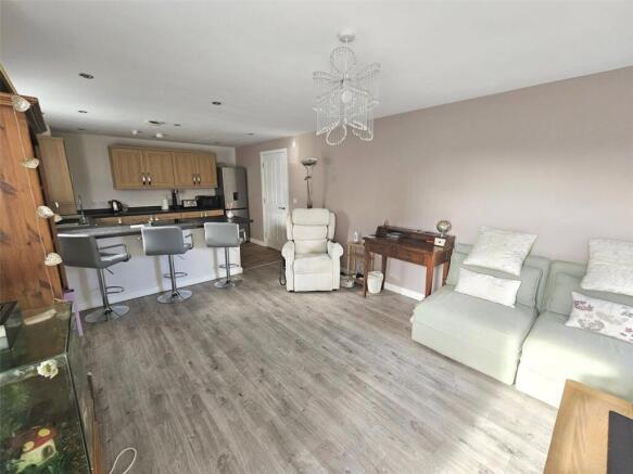 Milner Road, Heswall, Wirral, CH60 photo 3