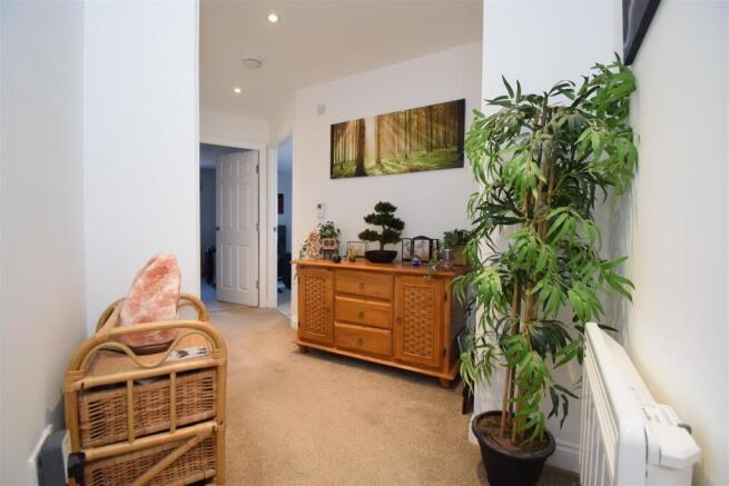 1 bed Flat to rent Image 7