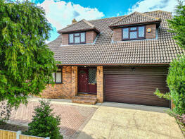 49a, Fairmead Avenue, Hadleigh, Benfleet SS7 2UJ