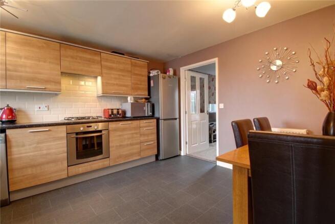 Kitchen Diner Pic 1